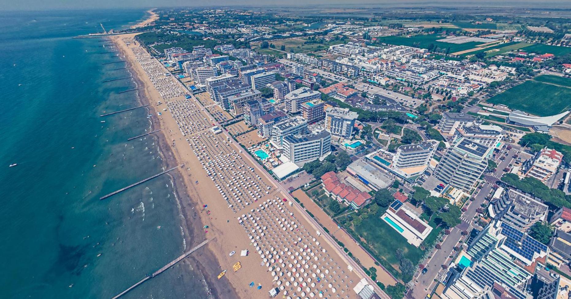 Residence Alla Rotonda Lido di Jesolo Exterior foto