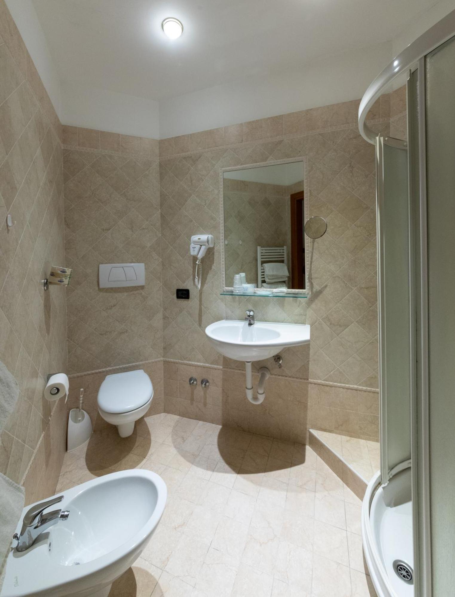 Residence Alla Rotonda Lido di Jesolo Habitación foto